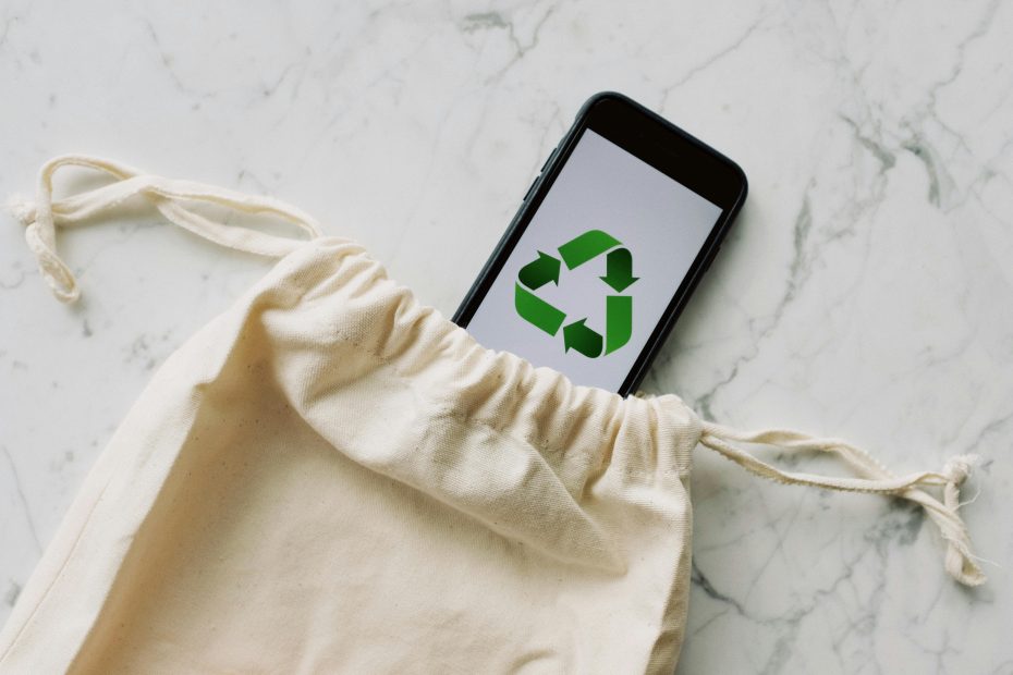 Choosing the Right Refuse Bags and Bin Liners: Types, Uses, and Eco-Friendly Alternatives