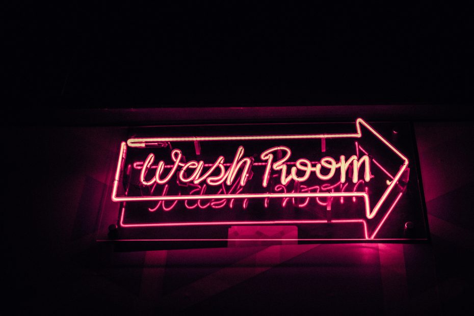 Washroom Cleaning Chemicals: The Foundation of a Clean Environment